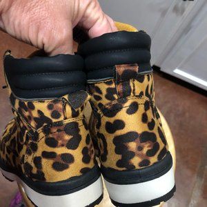 YOKI Leopard Ankle Boots